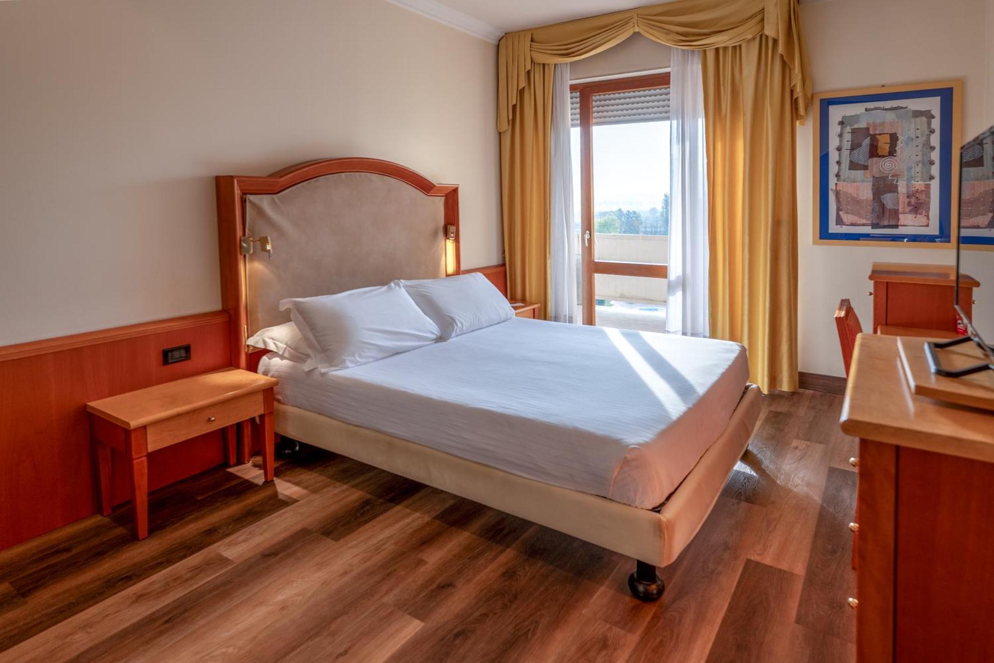 Galzignano Resort Terme & Golf - Hotel Sporting Galzignano Terme Esterno foto